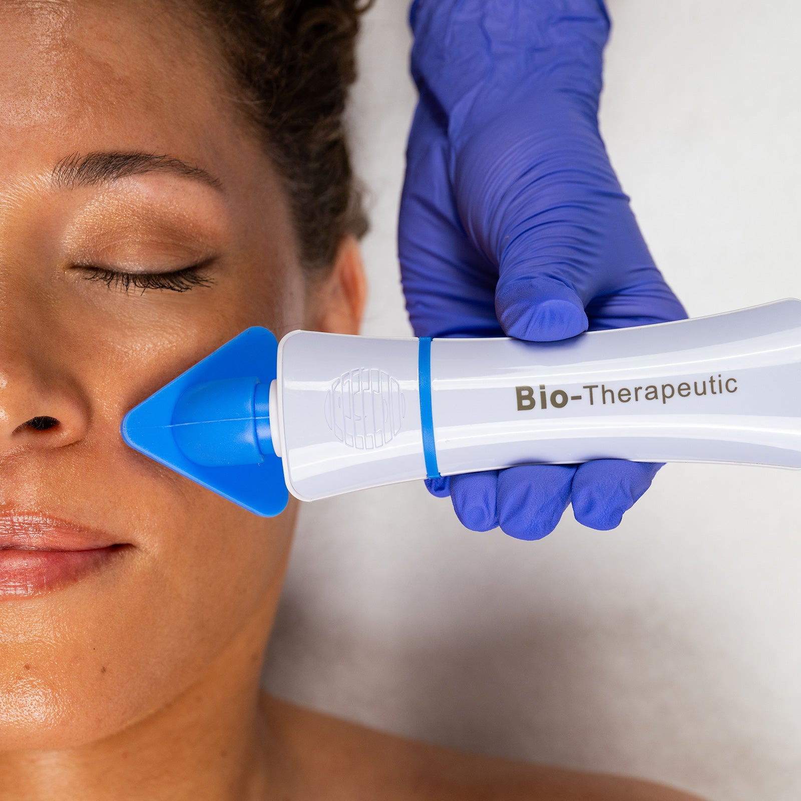 bt-sonic 2.0 Facial Cleansing Brush by Bio-Therapeutic